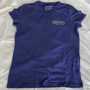 Free state purple T-shirt size L